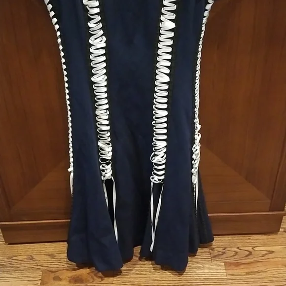 Laced Dress - Picture 3 of 8